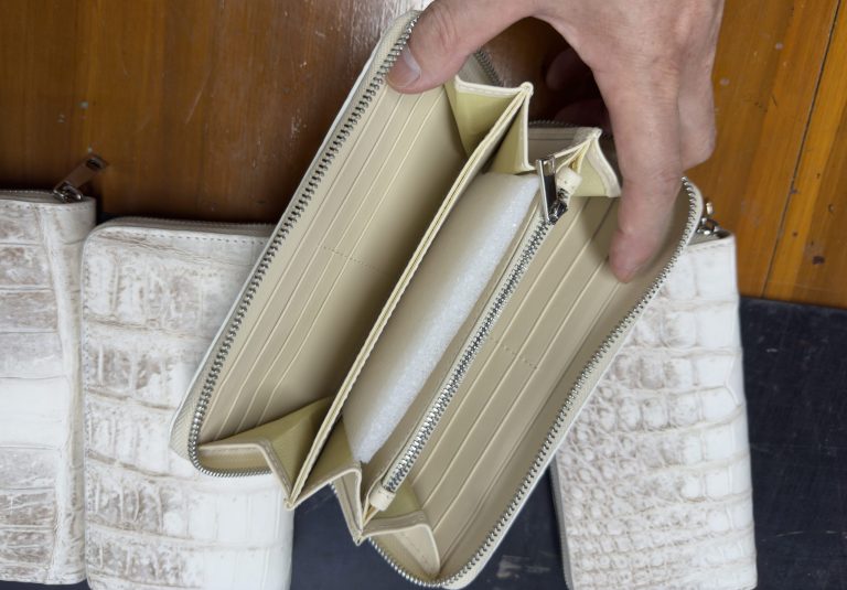 クロコダイル財布