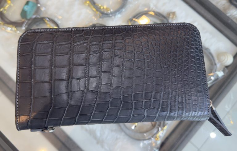 高級クロコダイルレザー長財布