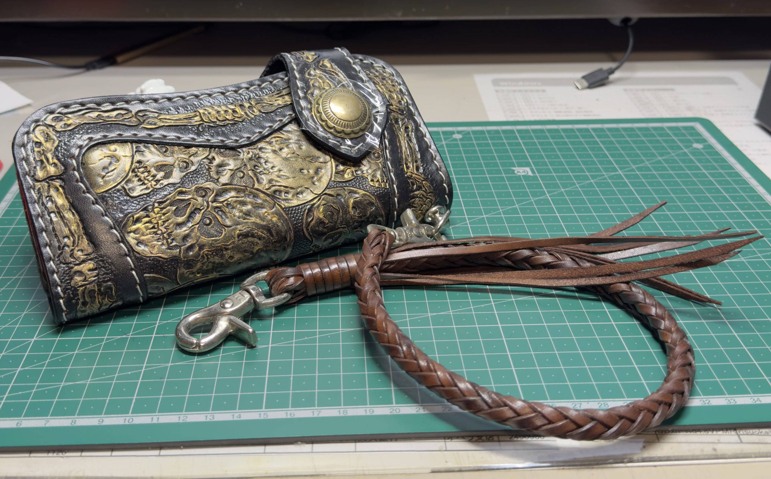 第5回：なぜ高価？｜カービング財布の価格に隠された理由